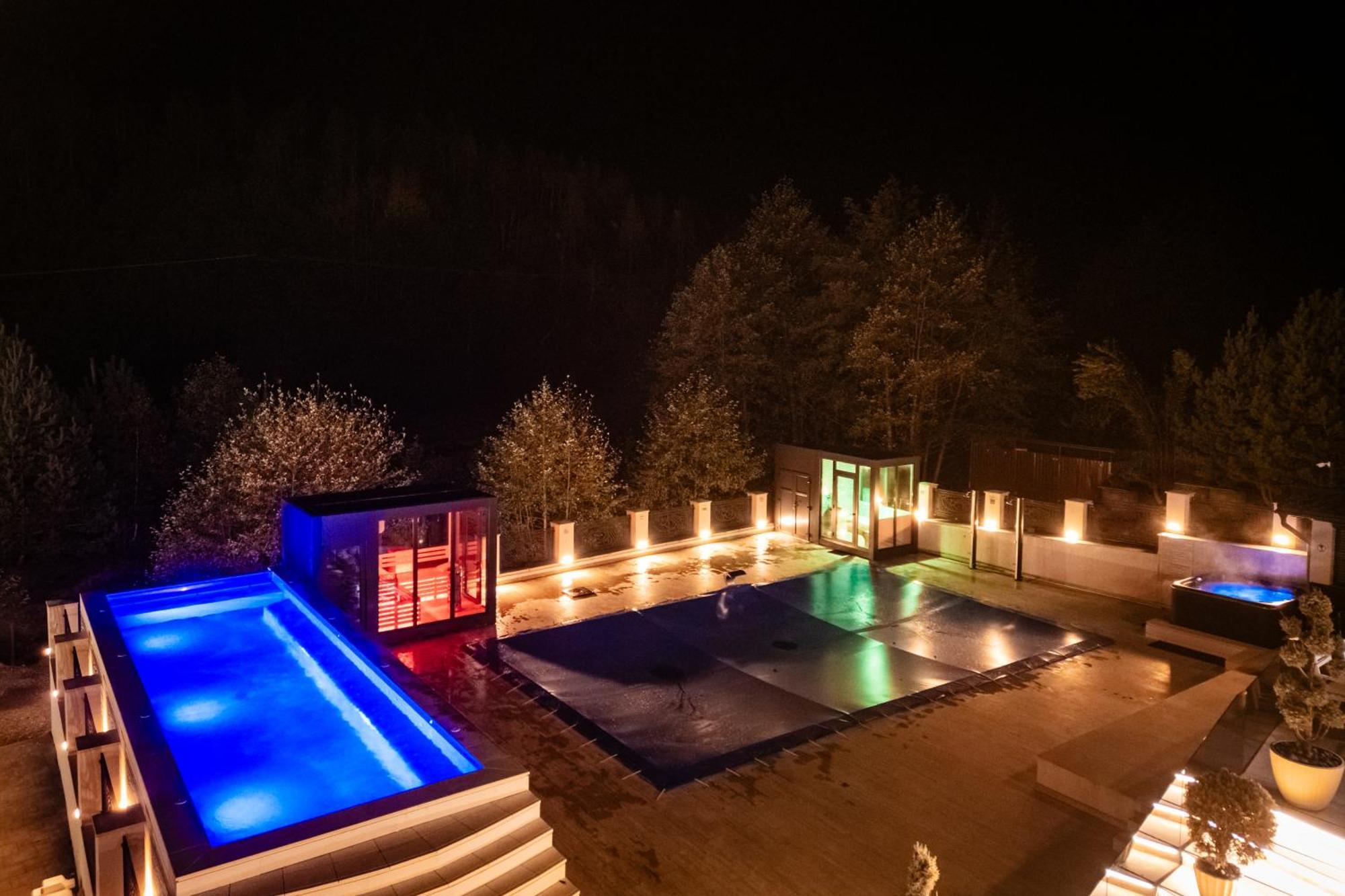 Hotel Carpentiere Arena Răşinari Exterior foto